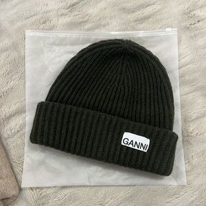 Ganni Oversized Wool Knit Beanie